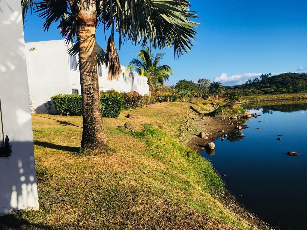 Hotel Vista Lago Santiago Exteriör bild